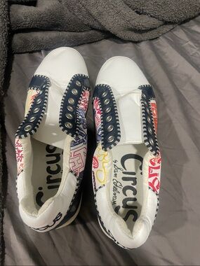 VTG Circus by Sam Edelman Graffiti Art Sneakers | Indie Vanguard Rare Print 6.5